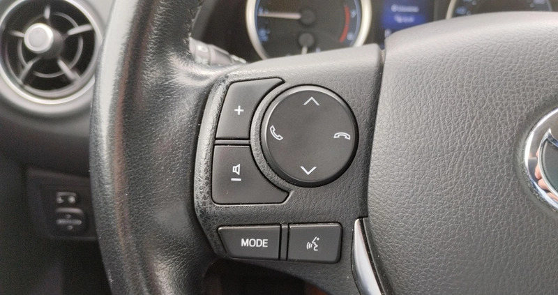 Toyota Corolla cena 67900 przebieg: 96429, rok produkcji 2018 z Przecław małe 301